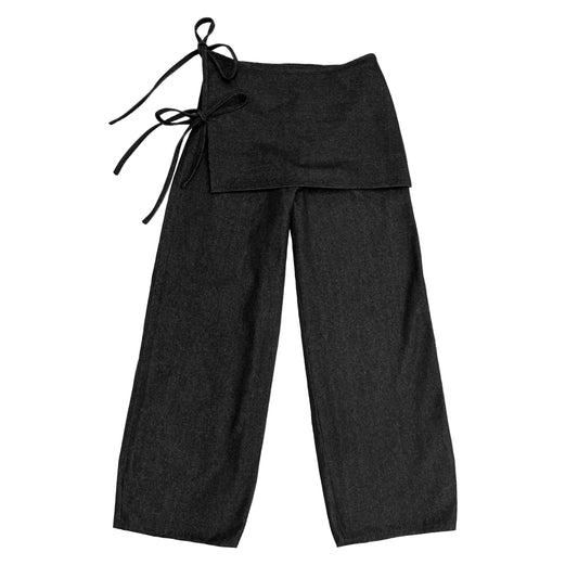 Two-tie Apron Trousers (W31.5-W32/L34) - fabric dye stain.